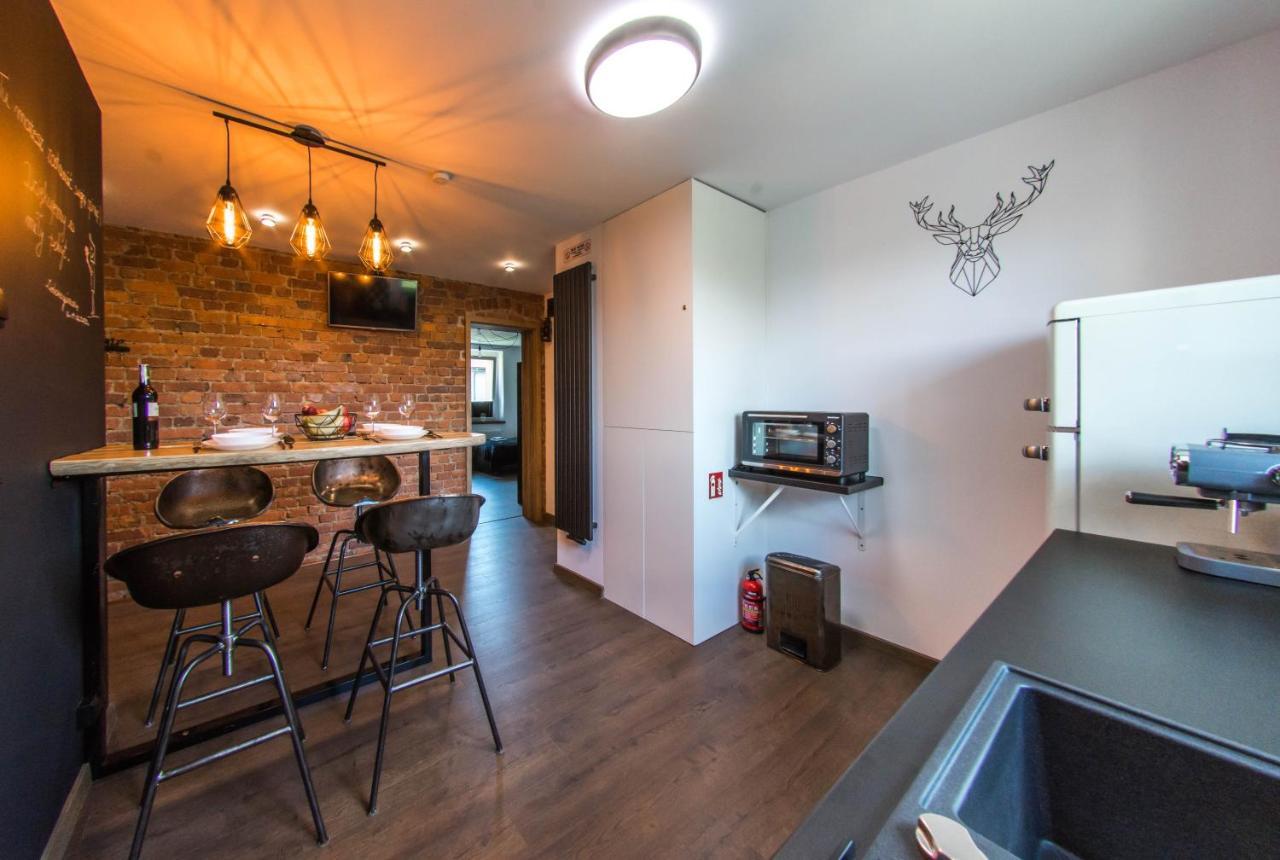 Apartament Wita Stwosza Jelenia Góra Esterno foto