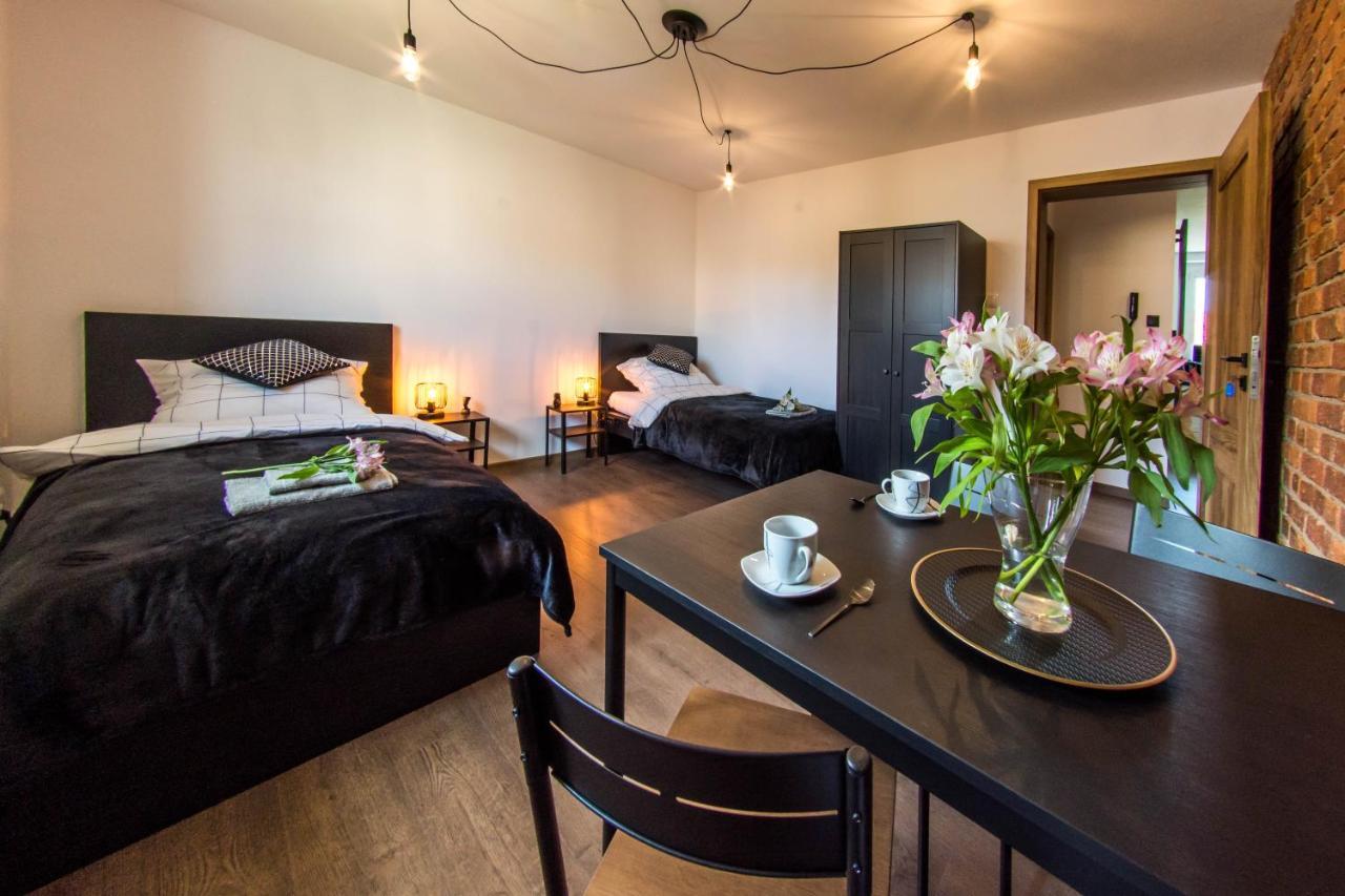 Apartament Wita Stwosza Jelenia Góra Esterno foto