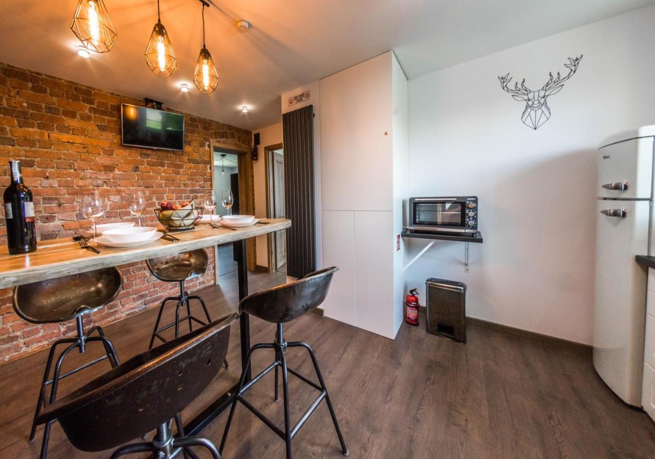 Apartament Wita Stwosza Jelenia Góra Esterno foto