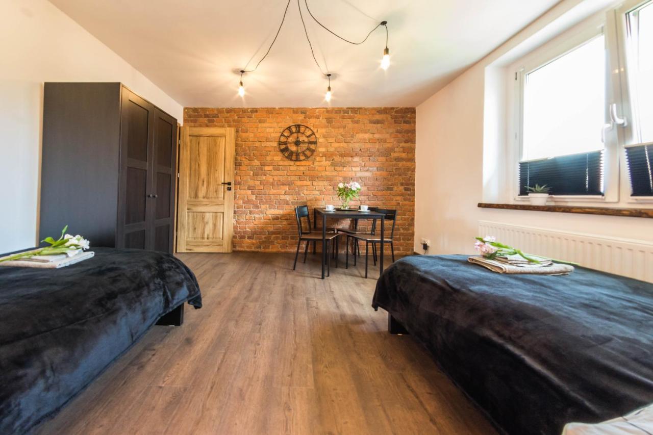 Apartament Wita Stwosza Jelenia Góra Esterno foto